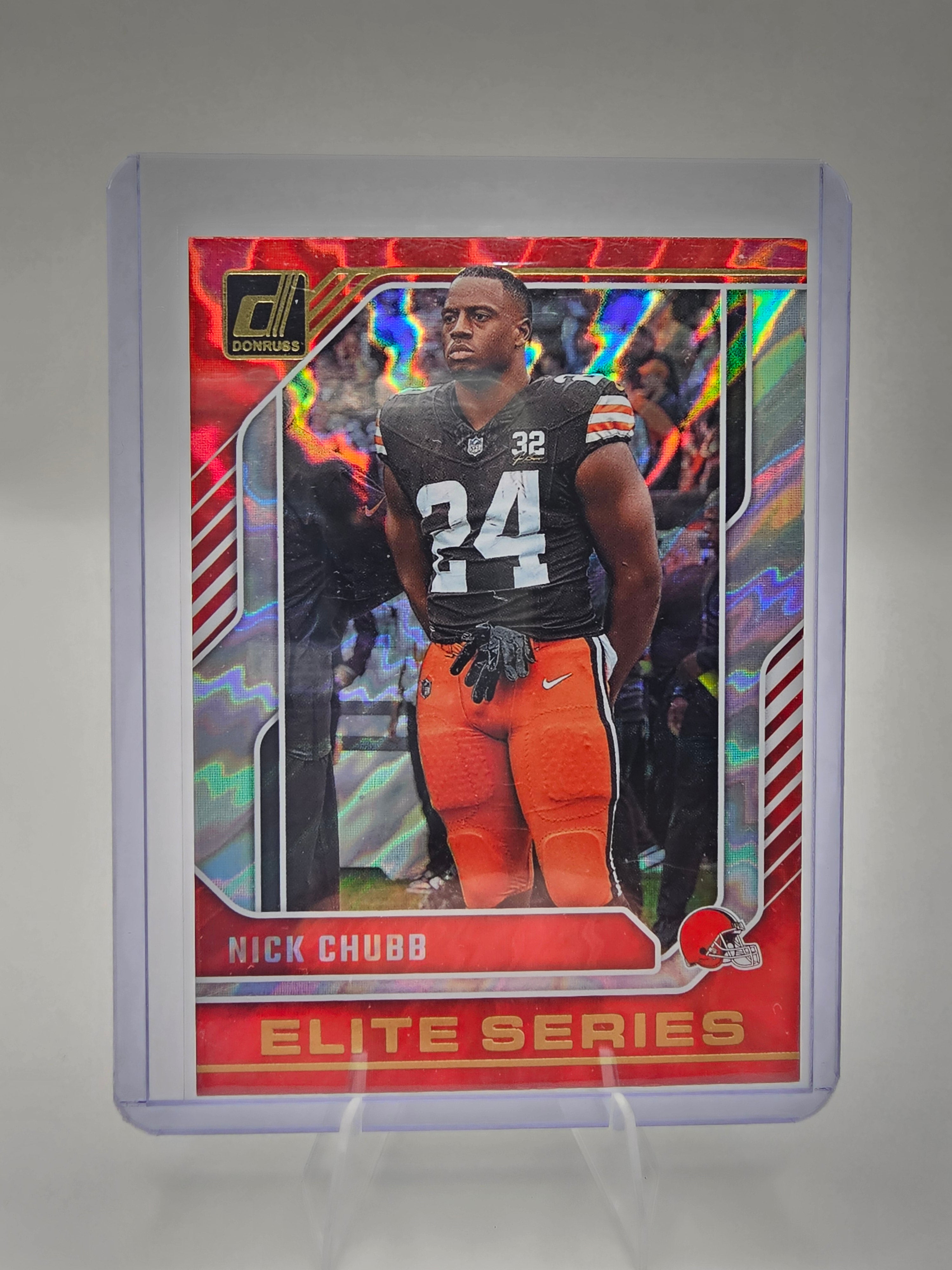 🔥 2024 Donruss Elite Series Nick Chubb Red Holo / Cleveland Browns 🔥
