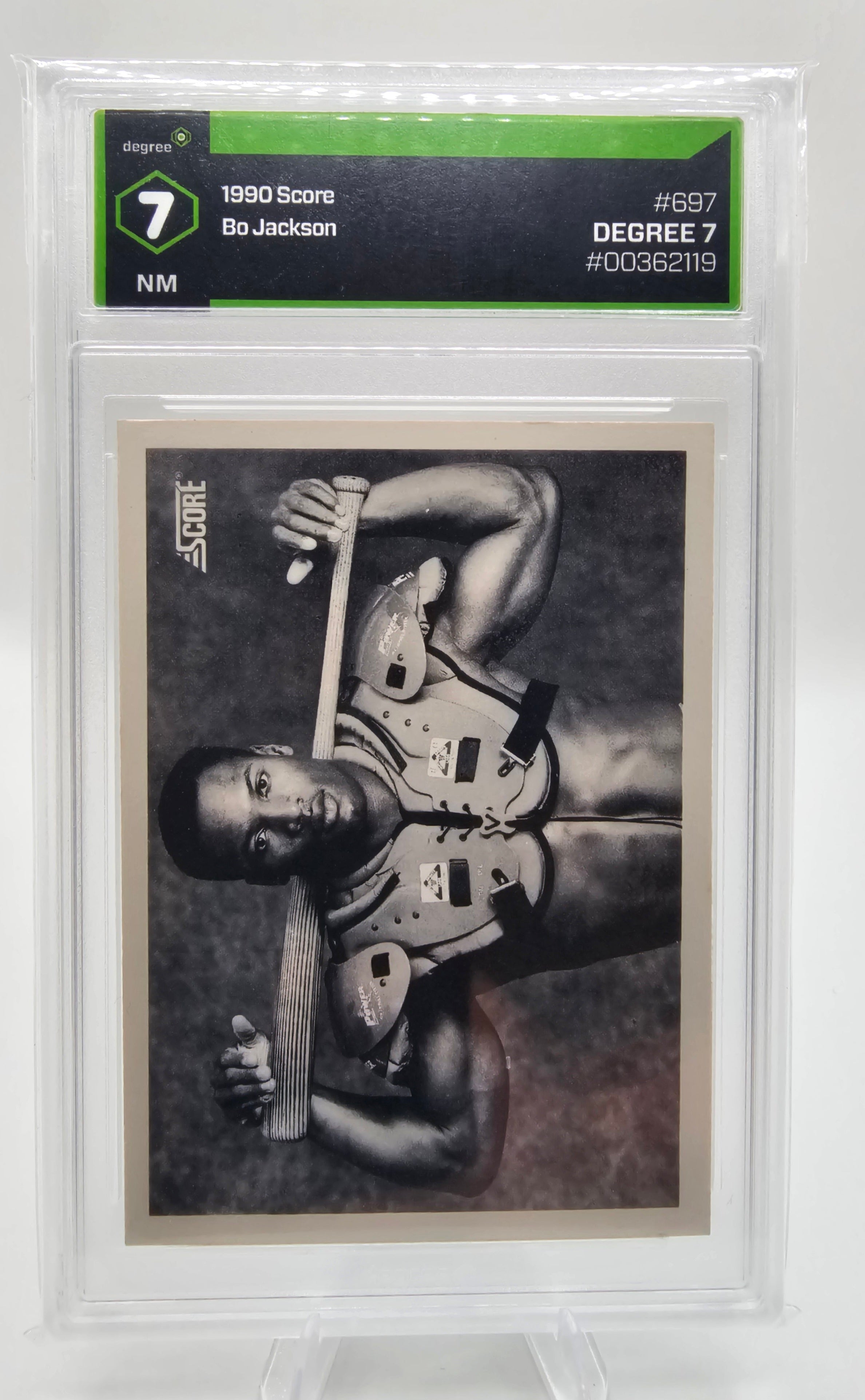 1990 Score Bo Jackson #697 – Degree 7 NM Card