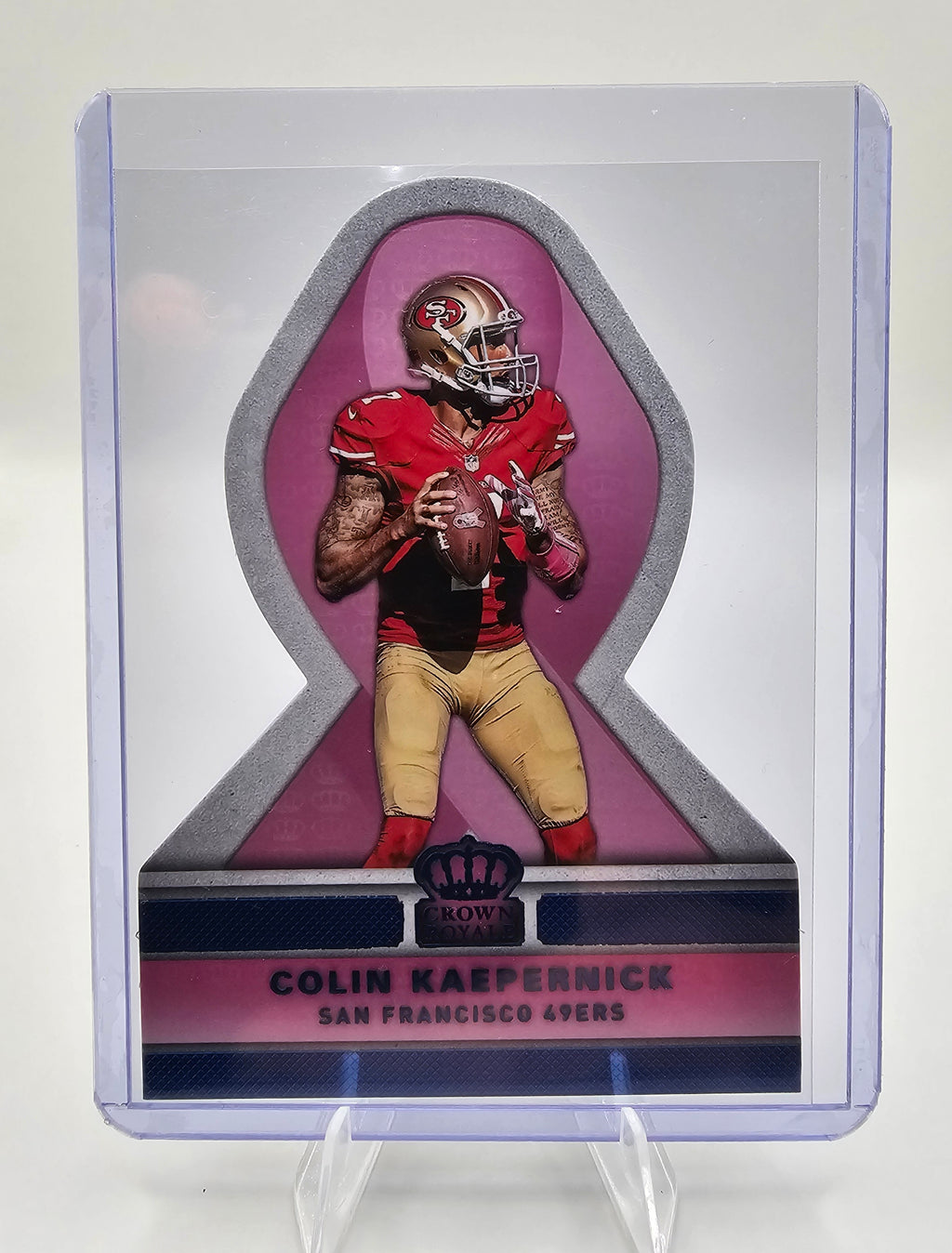 2015 Panini Crown Royale #PR10 Colin Kaepernick Pink Ribbons Die Cuts