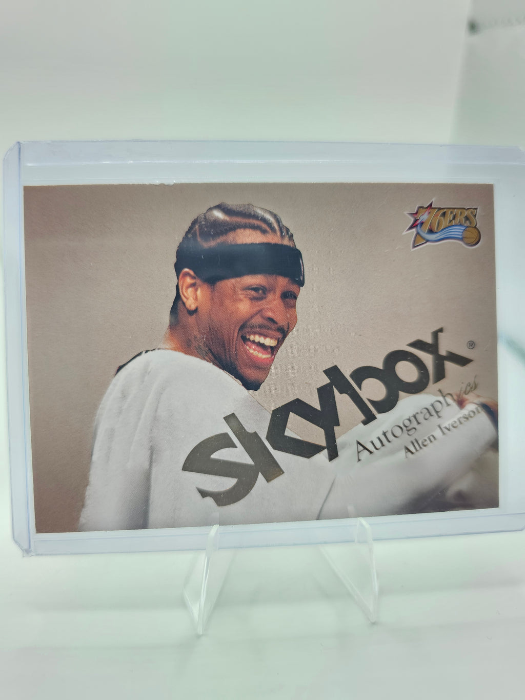 2003-04 SkyBox Autographics #30 Allen Iverson