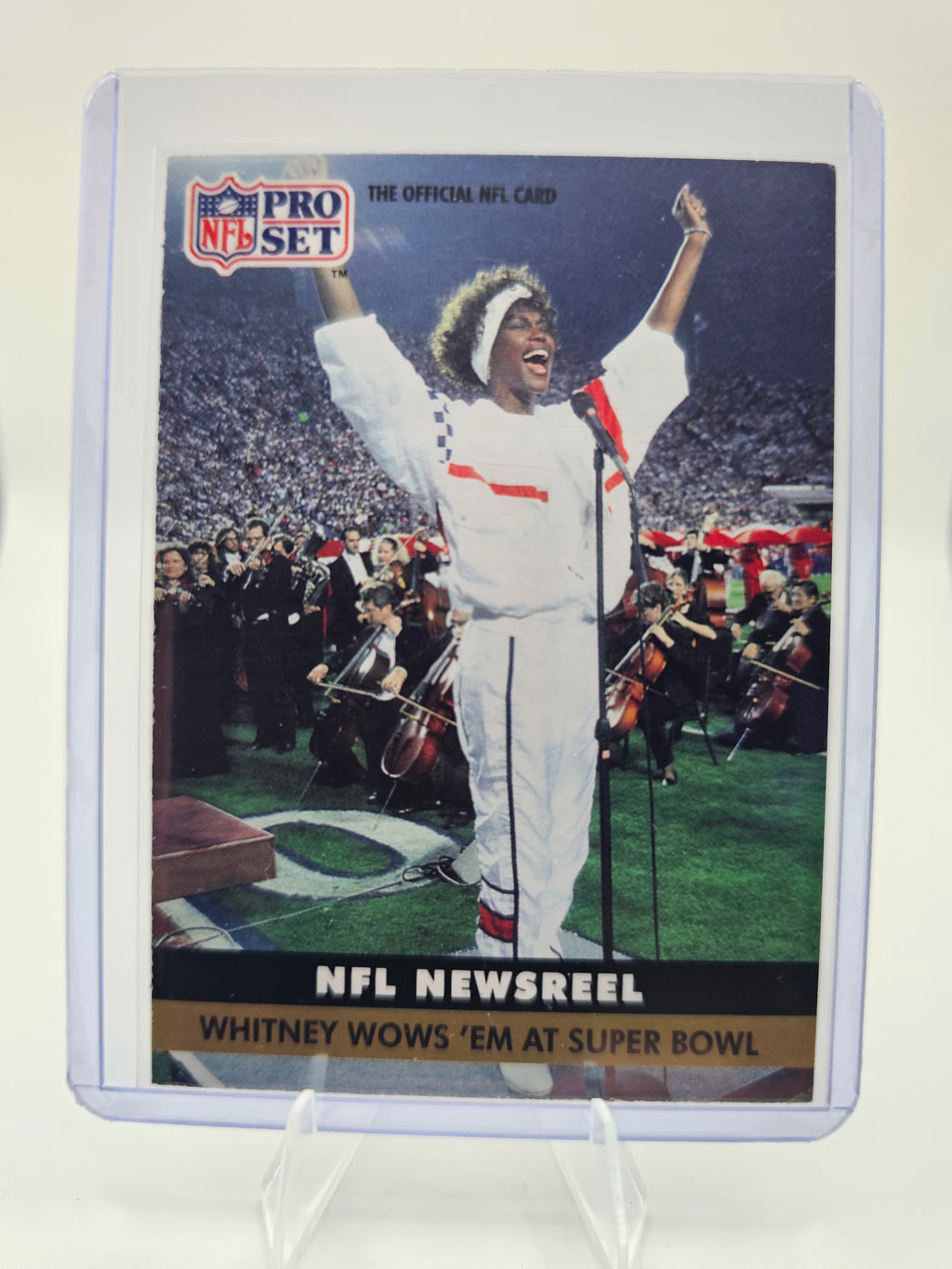 1991 Pro Set #350 Whitney Wows 'Em At Super Bowl NEWS