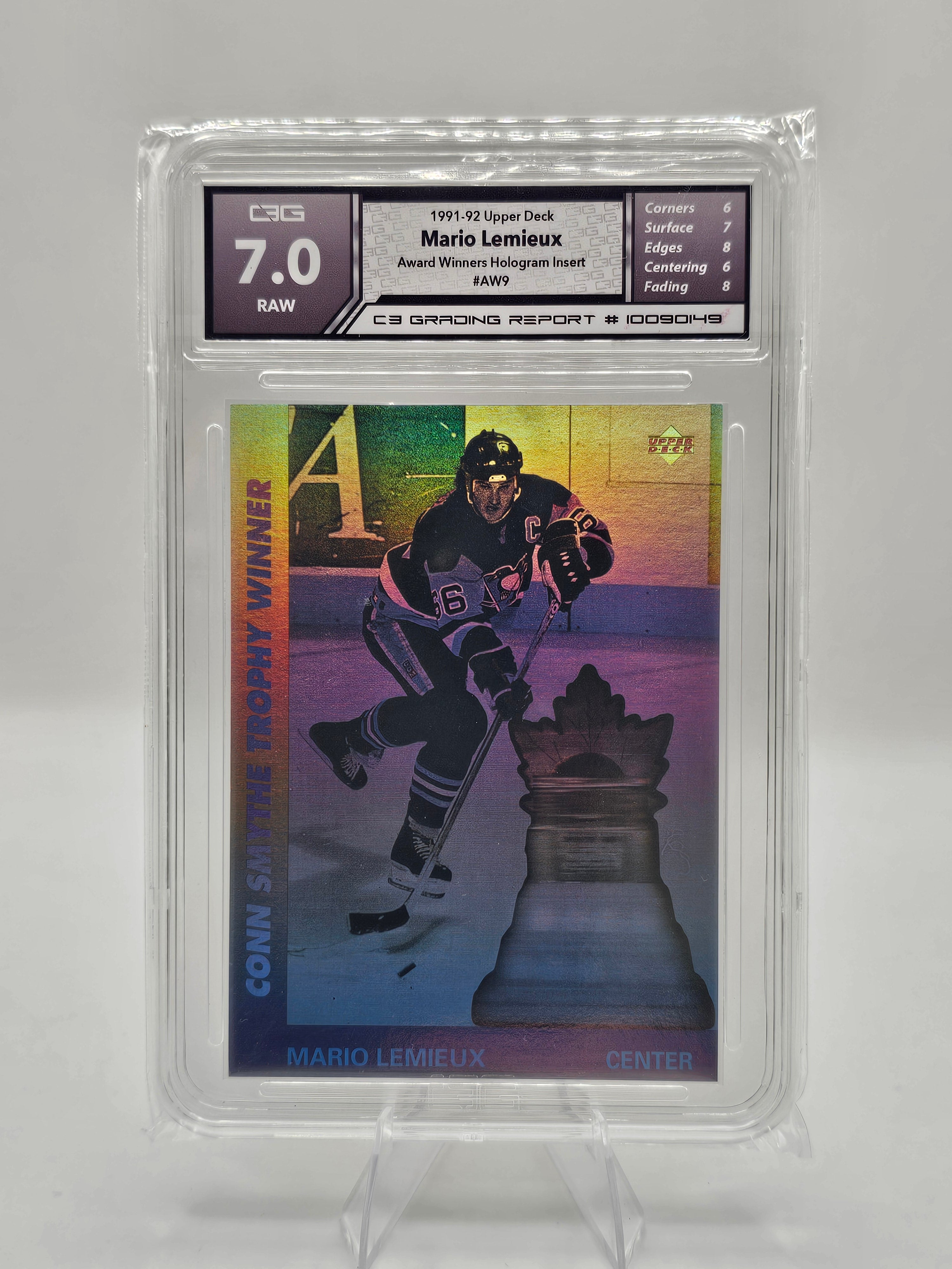 1991–92 Upper Deck Mario Lemieux #AW9 Hologram C3 Graded 7.0